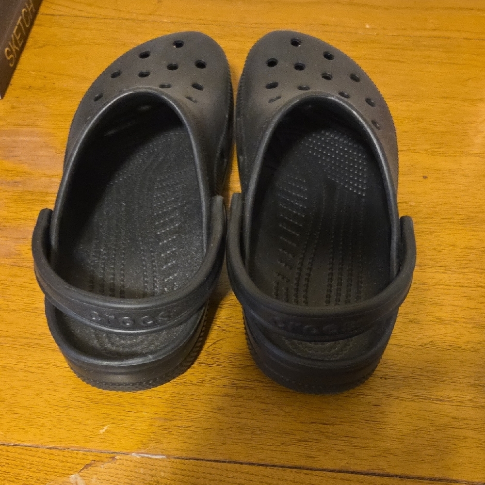 CROCS Basic Black Size 10 Excellent Condition. Wo… - image 2
